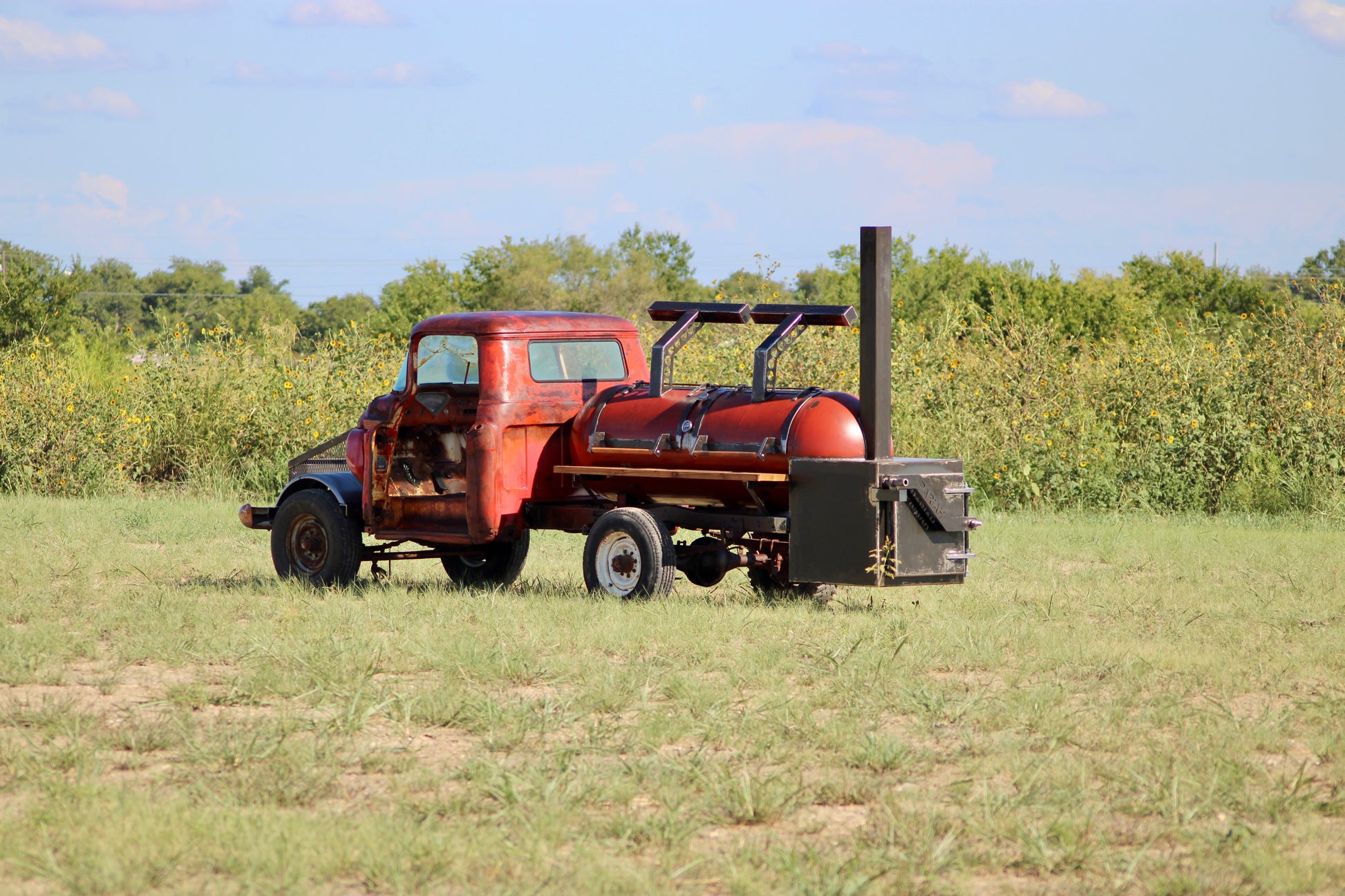Offset Smoker - 325 Gallon
