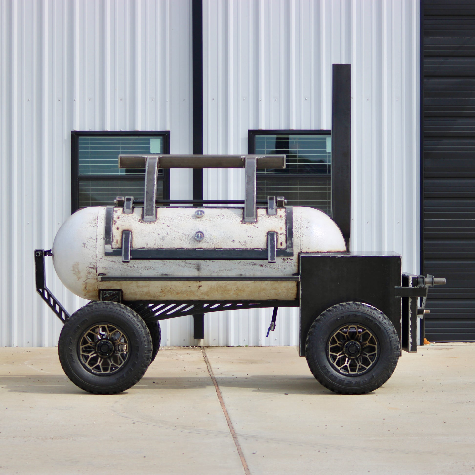 Offset Smoker - 250 Gallon